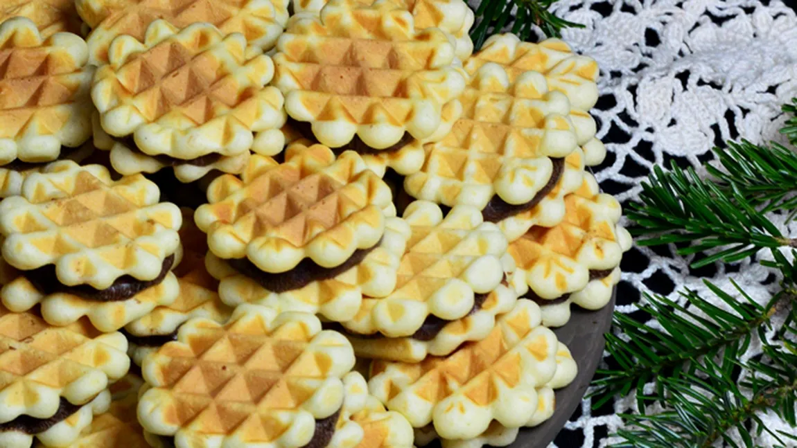 Fagure cu dulceaţă sau cremă de ciocolată