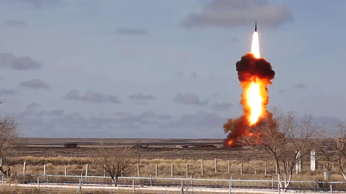 Rusia anunţă că a testat cu succes o nouă rachetă antibalistică performantă