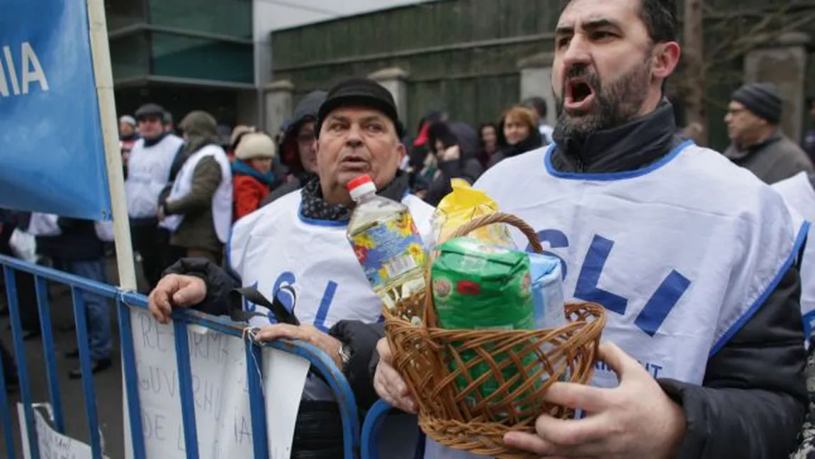 Sindicatul Tinerilor Profesori din România protestează, miercuri, la sediul Inspectoratului Şcolar al Municipiului Bucureşti