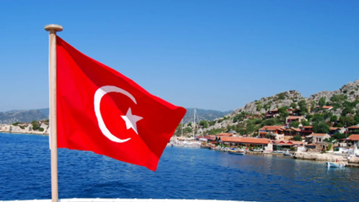Turcia va majora salariul minim şi va adopta măsuri de stimulare a economiei pentru a depăşi recesiunea