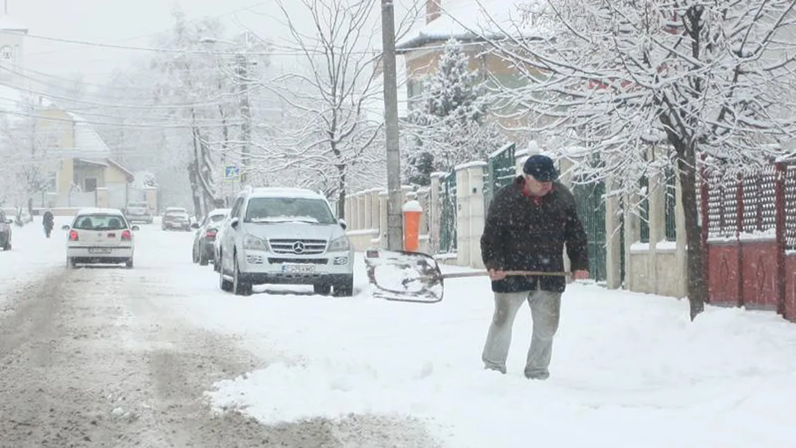 Noi alerte meteo de viscol şi ninsori pentru mai multe judeţe