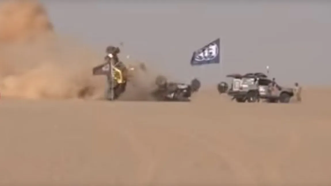 Africa Eco Race, accident spectaculos în mijlocul deşertului. Liderul clasamentului a trecut pe lângă moarte VIDEO