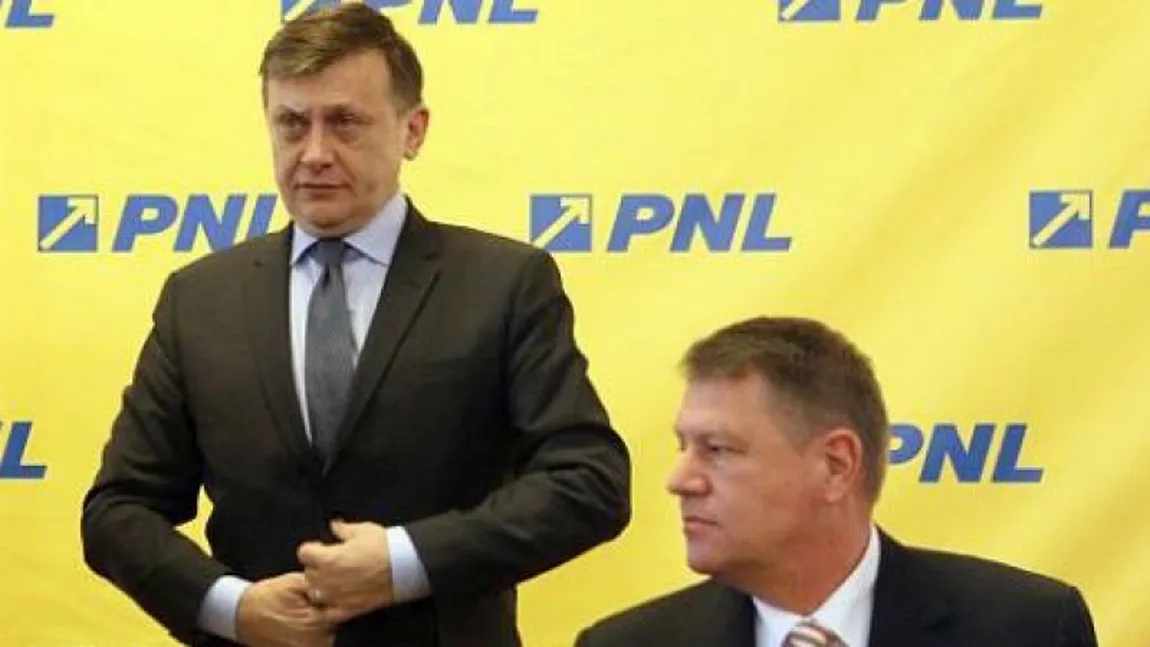 Surse: Klaus Iohannis nu-l vrea pe Crin Antonescu pe listele PNL la europarlamentare