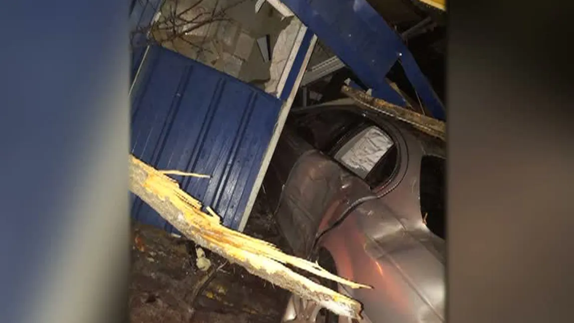 Panică în Craiova. Un tânăr a intrat cu maşina într-o staţie GPL