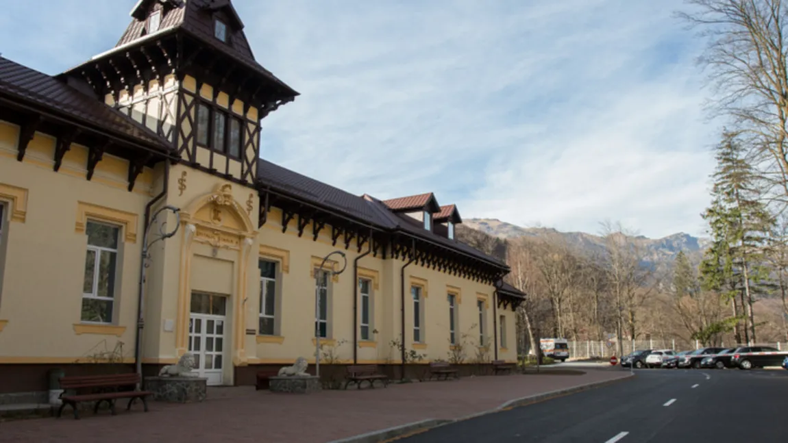 Plângere penală în cazul fetei căreia medicii din Sinaia i-au uitat tifon în burta în timpul unei operaţii