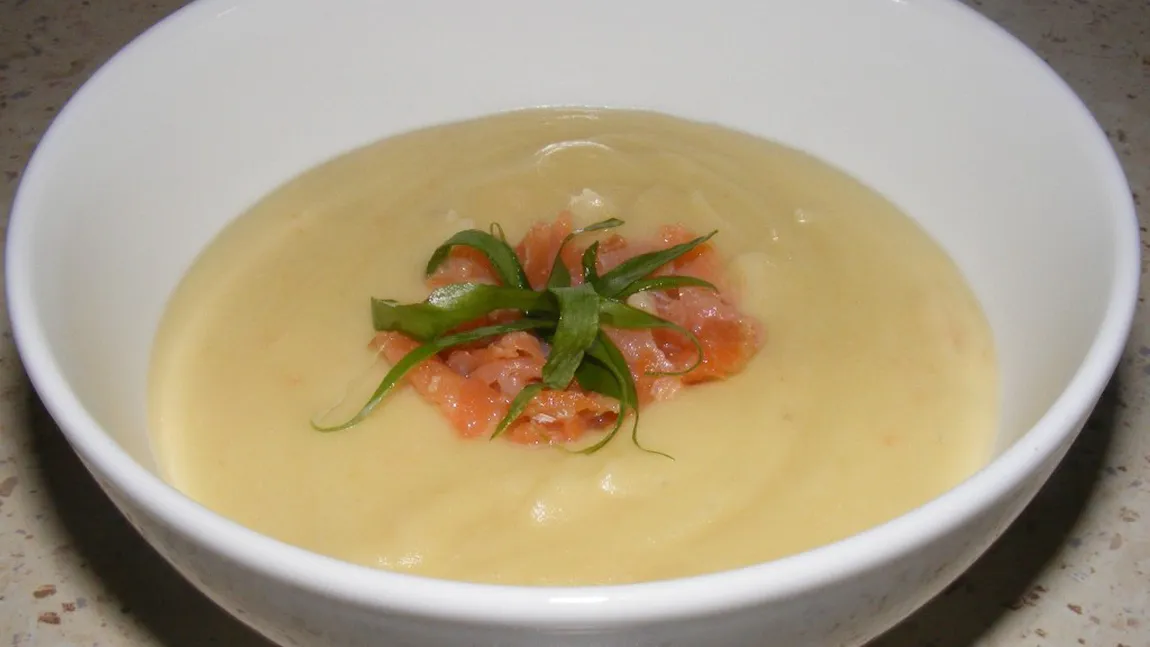 Supa crema de somon afumat