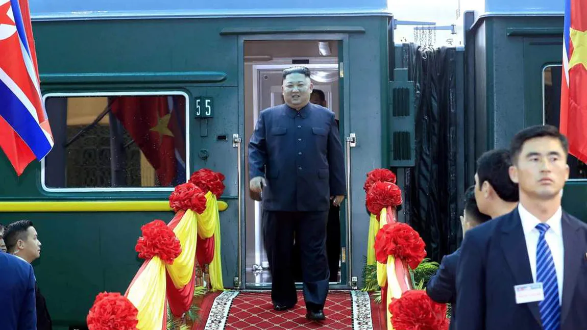 Kim Jong Un, întâmpinat cu covorul roşu în Vietnam