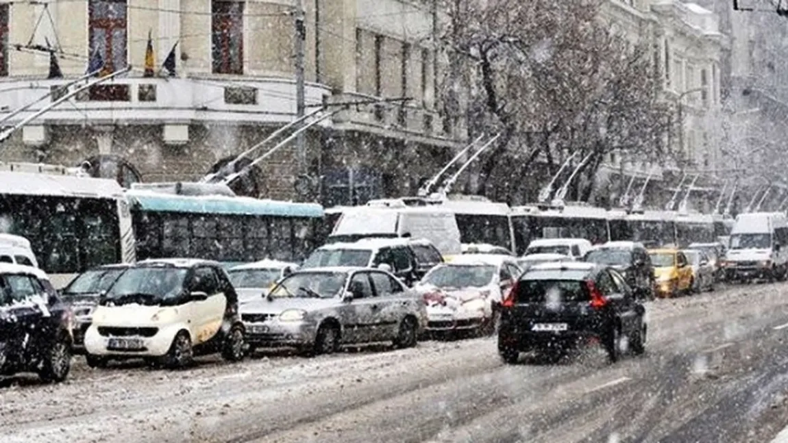 PROGNOZA METEO SPECIALĂ pentru BUCUREŞTI: De luni noaptea începe să plouă, apoi vin NINSORI