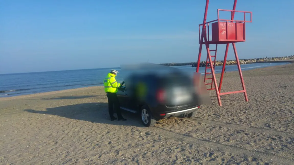 O bucureşteancă a primit o amendă uriaşă, după ce a intrat cu maşina pe o plajă din Constanţa
