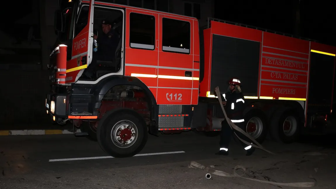 Incendiu la un liceu din Constanţa. Elevii au fost evacuaţi