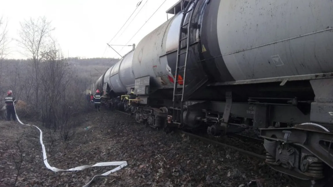 Traficul feroviar reluat în totalitate în judeţul Hunedoara după ce un tren de marfă a deraiat joi