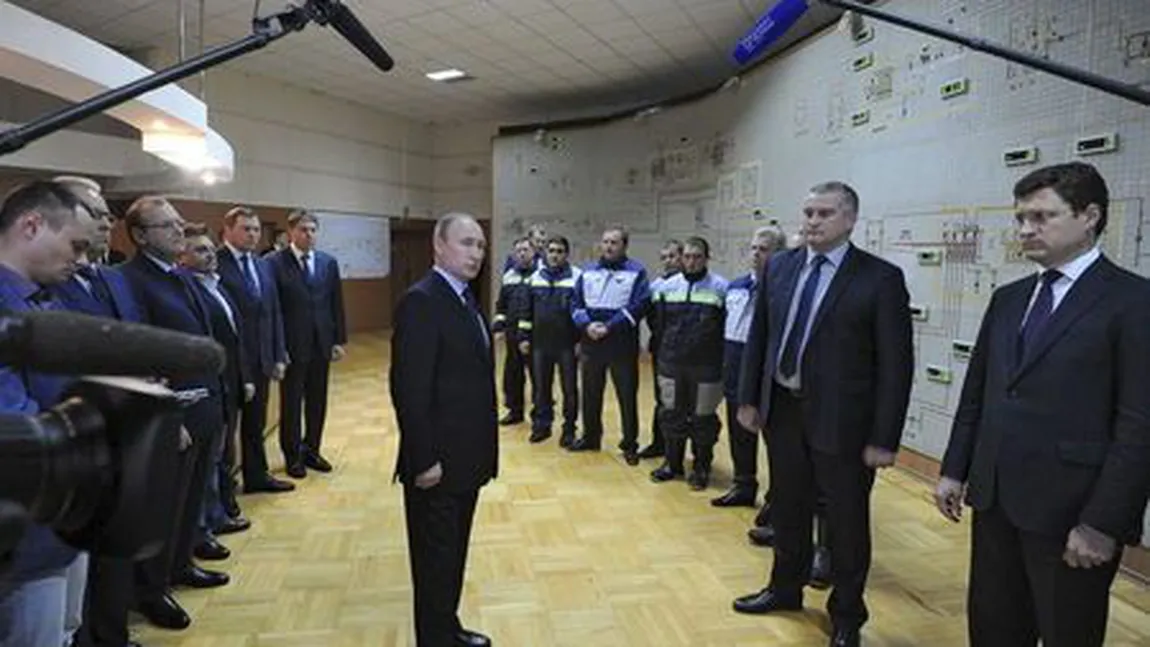 Vladimir Putin inaugurează două centrale electrice în Crimeea
