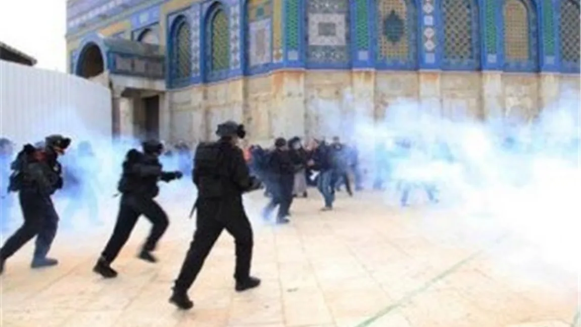 Bombă incendiară în Ierusalim, lângă moscheea Al-Aqsa. Poliţia israeliană a intervenit prompt
