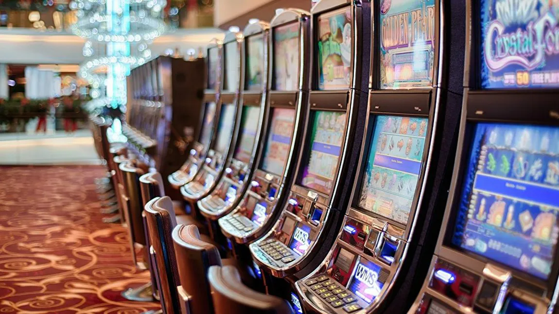 Un turist a dat lovitura la păcănele, în Las Vegas. A câştigat un milion de dolari în mai puţin de cinci minute