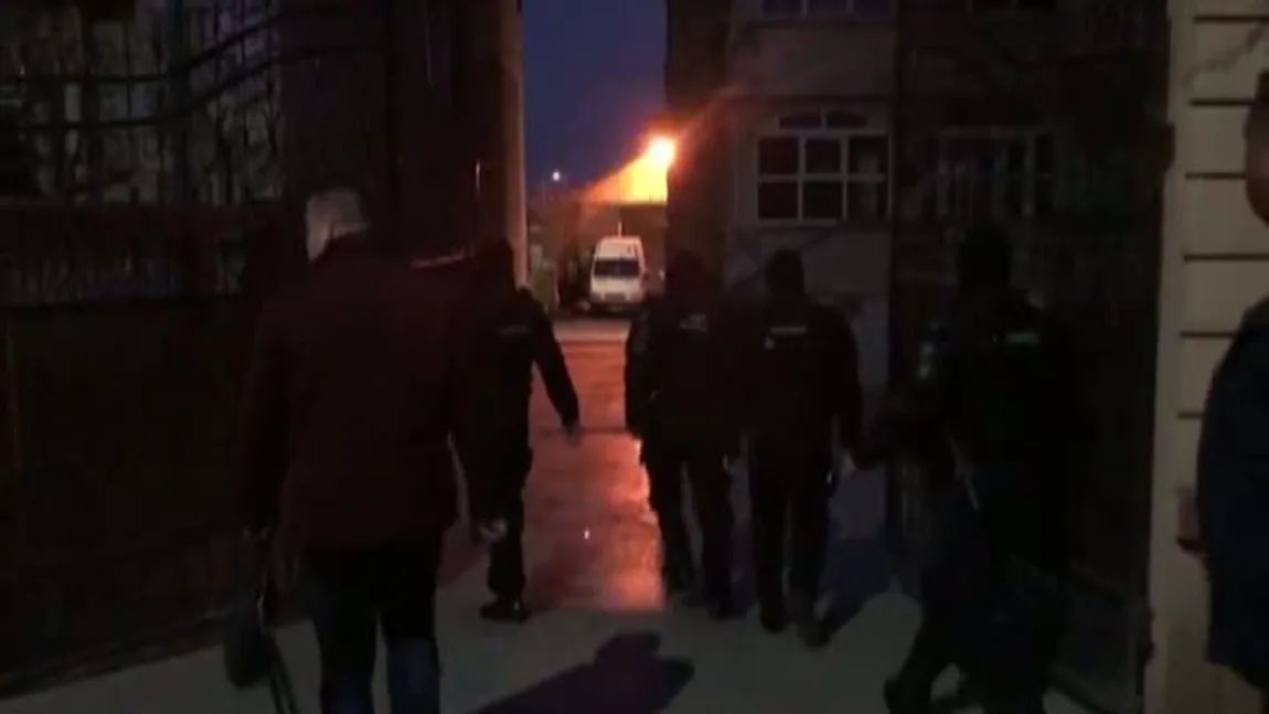 Percheziţii în Bucureşti şi 19 judeţe într-un dosar de evaziune fiscală. Peste 100 de suspecţi, săltaţi de mascaţi