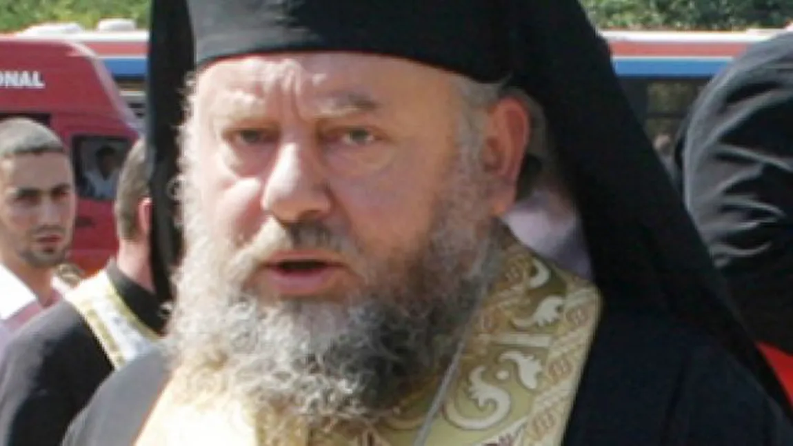Un stareţ de la o mănăstire din Argeş îi ameninţă pe enoriaşi şi îl înjură pe preşedintele Iohannis. S-a deschis o anchetă