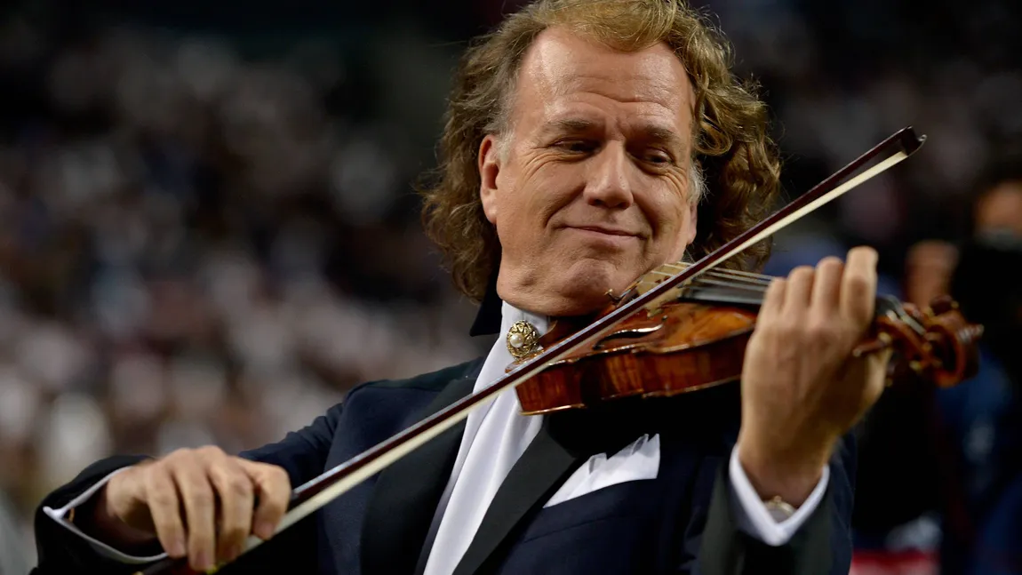 Eveniment de excepţie la Cluj-Napoca! André Rieu şi orchestra sa le-au oferit spectatorilor un concert extraordinar