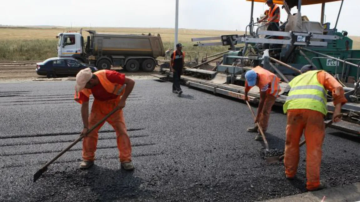 Răzvan Cuc, mesaj dur la semnarea contractelor de infrastructură: Domnilor constructori, nu vă mai bateţi joc de subcontractorii români