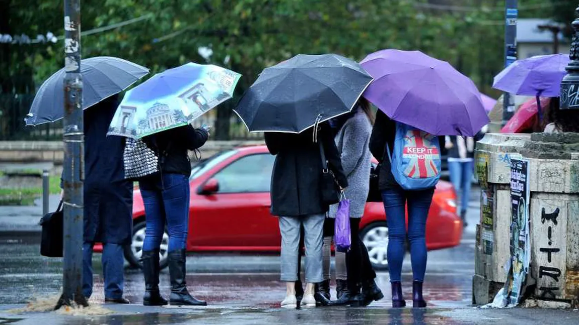 PROGNOZA METEO. Ploi şi vijelii la final de aprilie în aproape toată ţara. Cum va fi vremea de 1 mai