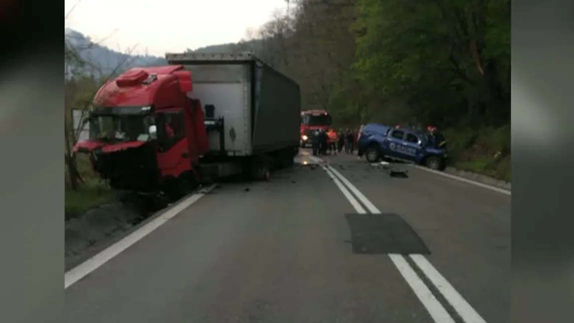 Accident mortal pe Valea Oltului. Circulaţia rutieră a fost oprită