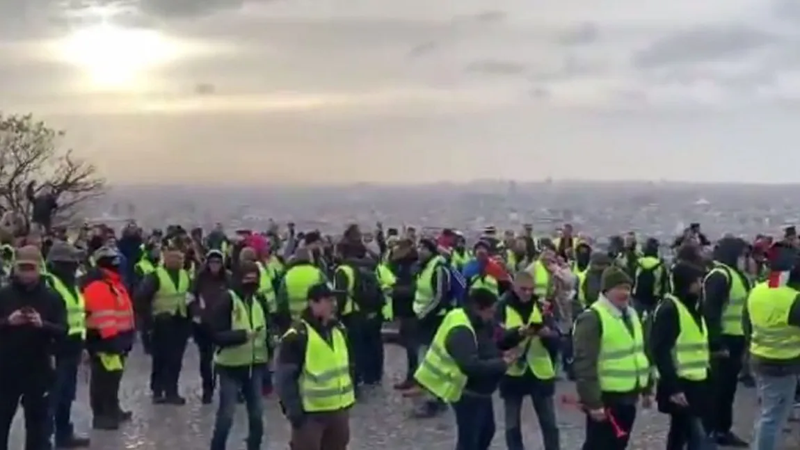 Alertă în Franţa! Peste 100 de manifestanţi ai vestelor galbene au fost reţinuţi la Paris