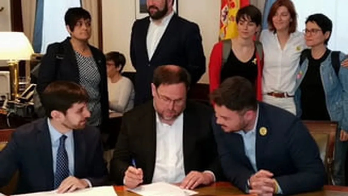 Separatişti catalani depun jurământul în Parlament