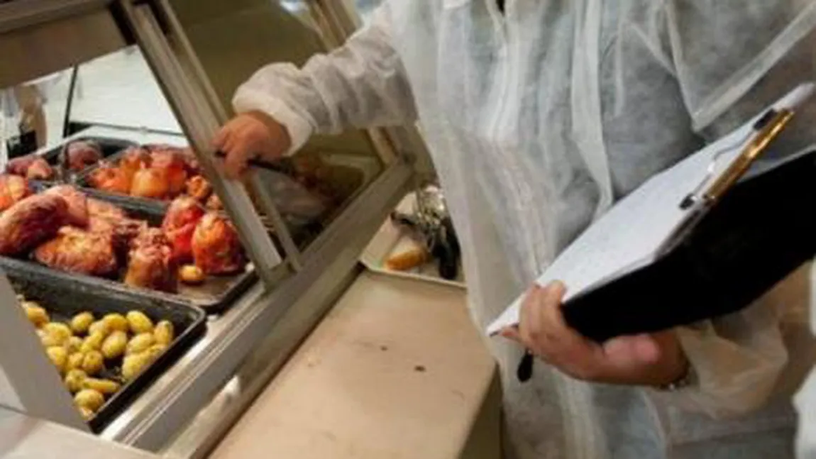 Alertă alimentară! Tone de produse retrase de pe piaţă. Incredibil ce au găsit inspectorii ANSVSA în magazine