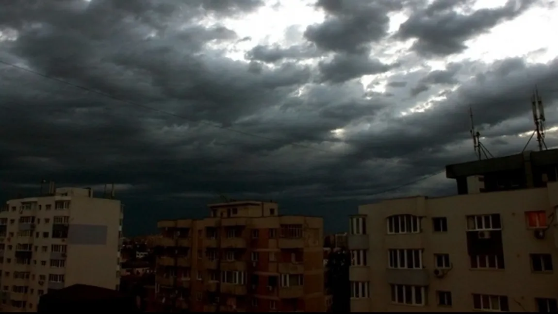 Alertă meteo de ploi torenţiale, vijelii şi căderi de grindină, valabilă până duminică