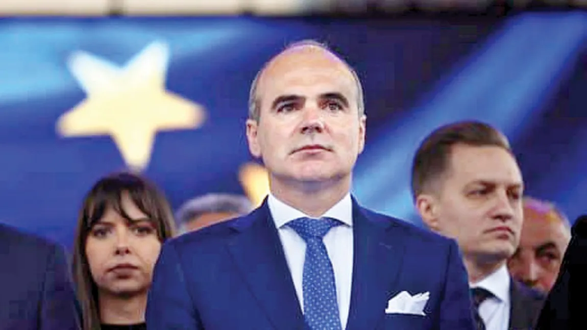 Rareş Bogdan îi cere demisia lui Teodor Meleşcanu de la MAE şi anunţă depunerea unei plângeri penale pe numele ministrului