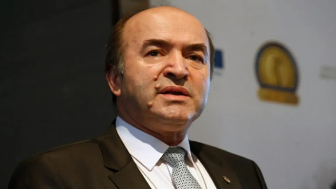 Tudorel Toader: Am refuzat să îmi însuşesc vreunul dintre proiectele de OUG, referitoare la amnistie şi graţiere