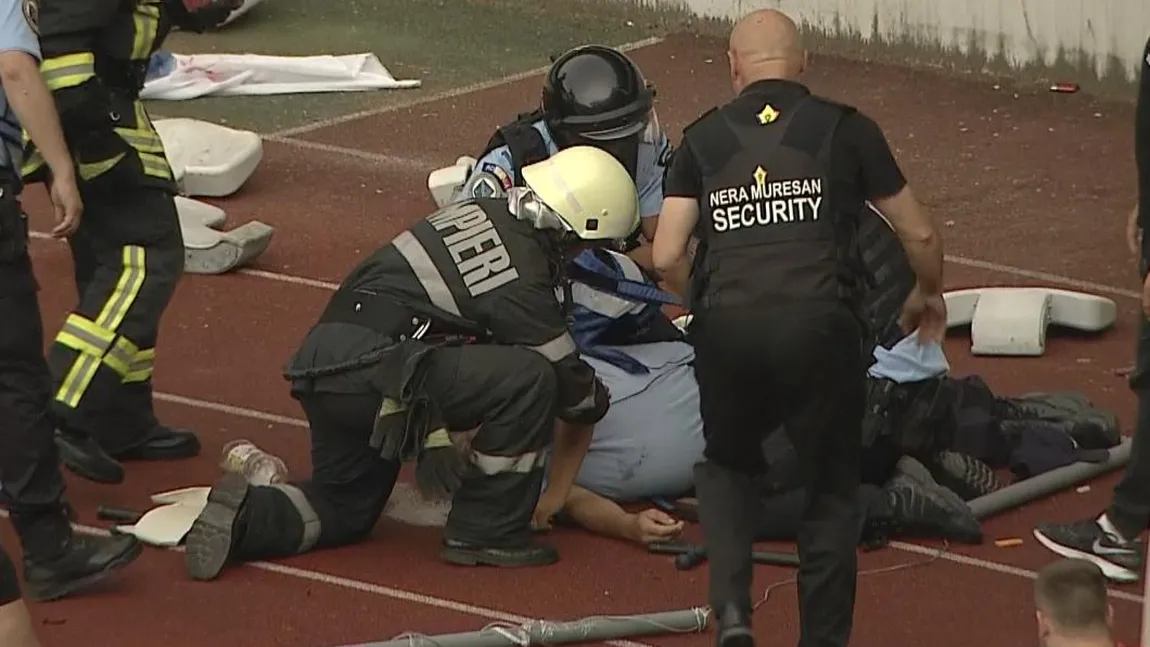 Suporterul care a lovit un jandarm cu scaunul a fost identificat. Ultrasul e acuzat de tentativă de omor