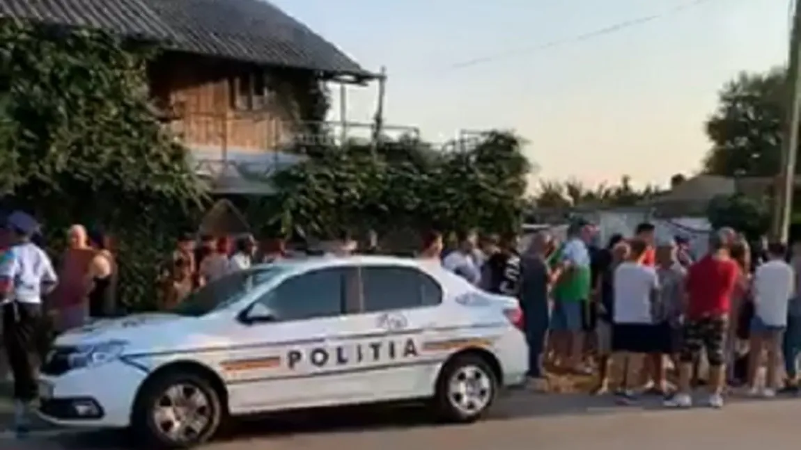 SCENE ŞOCANTE. Familiile celor două fete ucise au venit la casa lui Gheorghe Dincă. Mama Luizei, luată cu SALVAREA