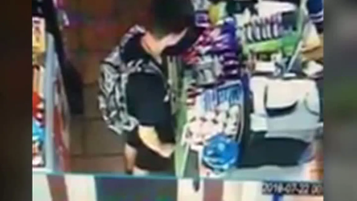 Hoţi adolescenţi, atacuri cu tupeu într-un magazin din Timişoara VIDEO