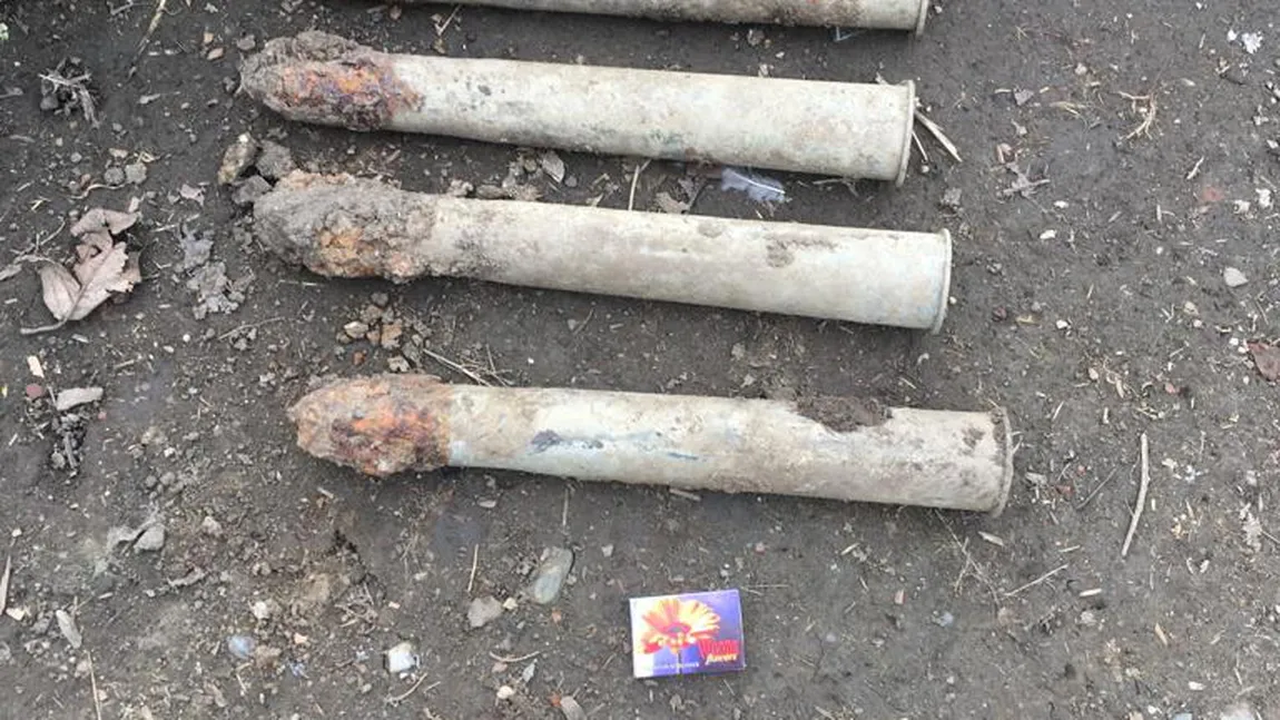 Alertă! Bombe, găsite lângă un pod de cale ferată. Circulația trenurilor a fost oprită