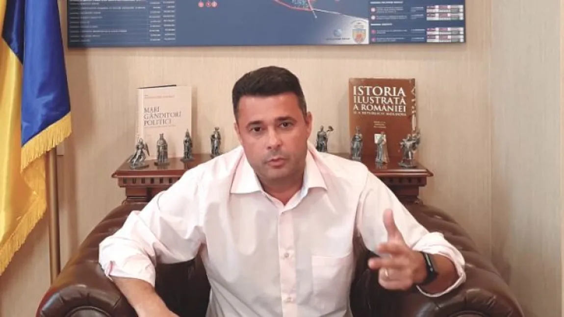 5tudent5 - proiect revoluţionar lansat în sectorul 5. Primăria acordă burse pentru 500 de studenţi