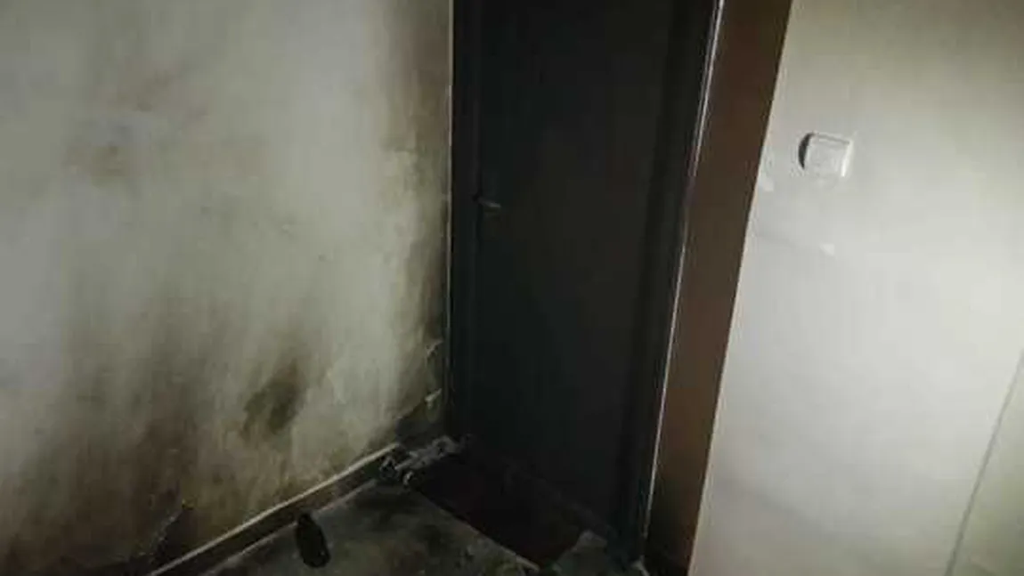 Un bărbat a dat foc intenţionat în casa scării unui bloc din Craiova: două persoane au ajuns la spital, alte 40 au fost evacuate
