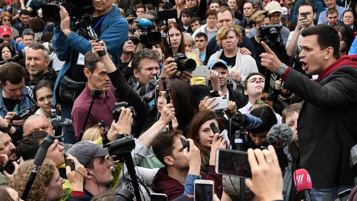 Moscova aprobă un miting pentru 100.000 de persoane în centrul oraşului, pe un perimetru restrâns