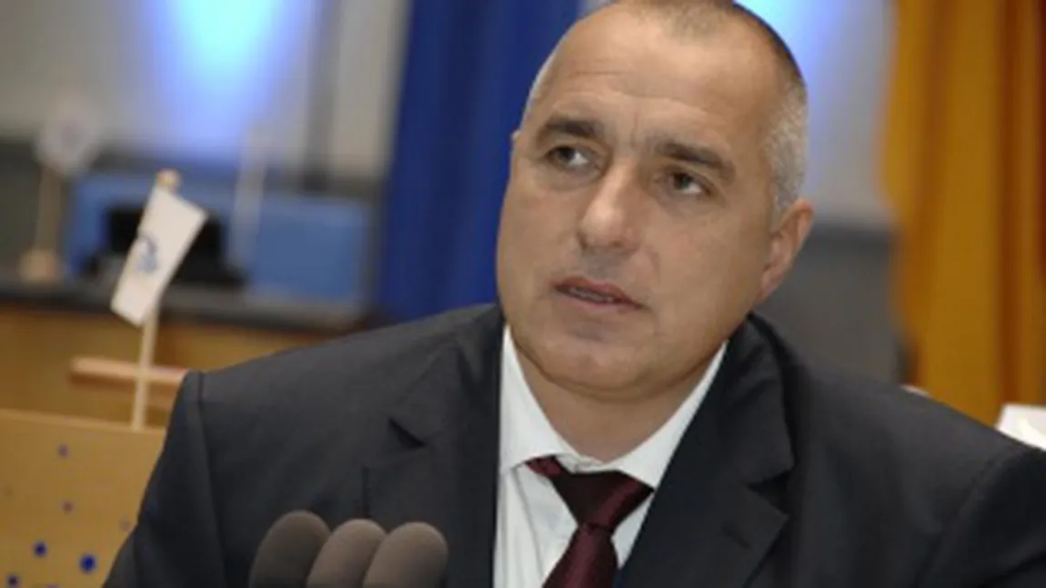 Premierul Bulgariei acuză românii de răspândirea pestei porcine pentru că aruncă gunoaie. MAE: Românii contribuie la PIB-ul Bulgariei