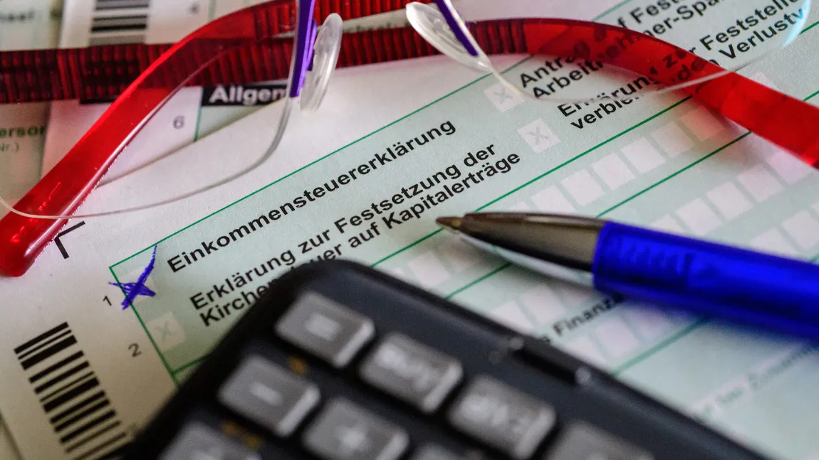 Contribuabilii respiră liniştiţi: taxa de solidaritate va fi eliminată
