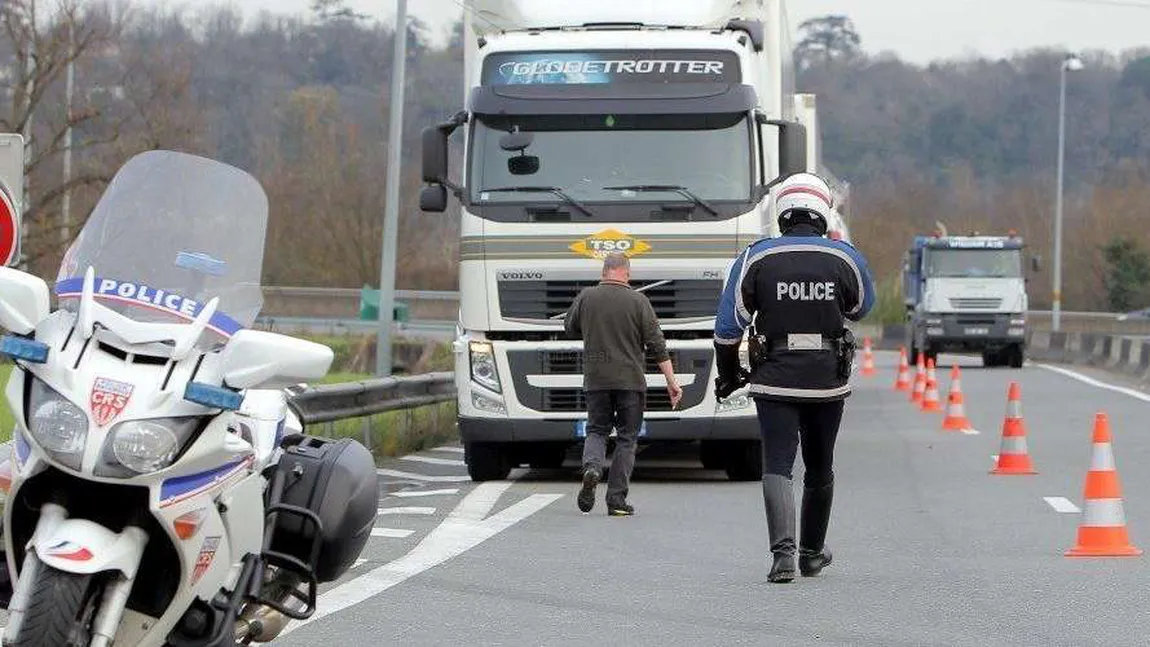 Şofer român de TIR, amendat cu 26.000 DE EURO în Franţa. ŞOCANT: ce au descoperit POLIŢIŞTII