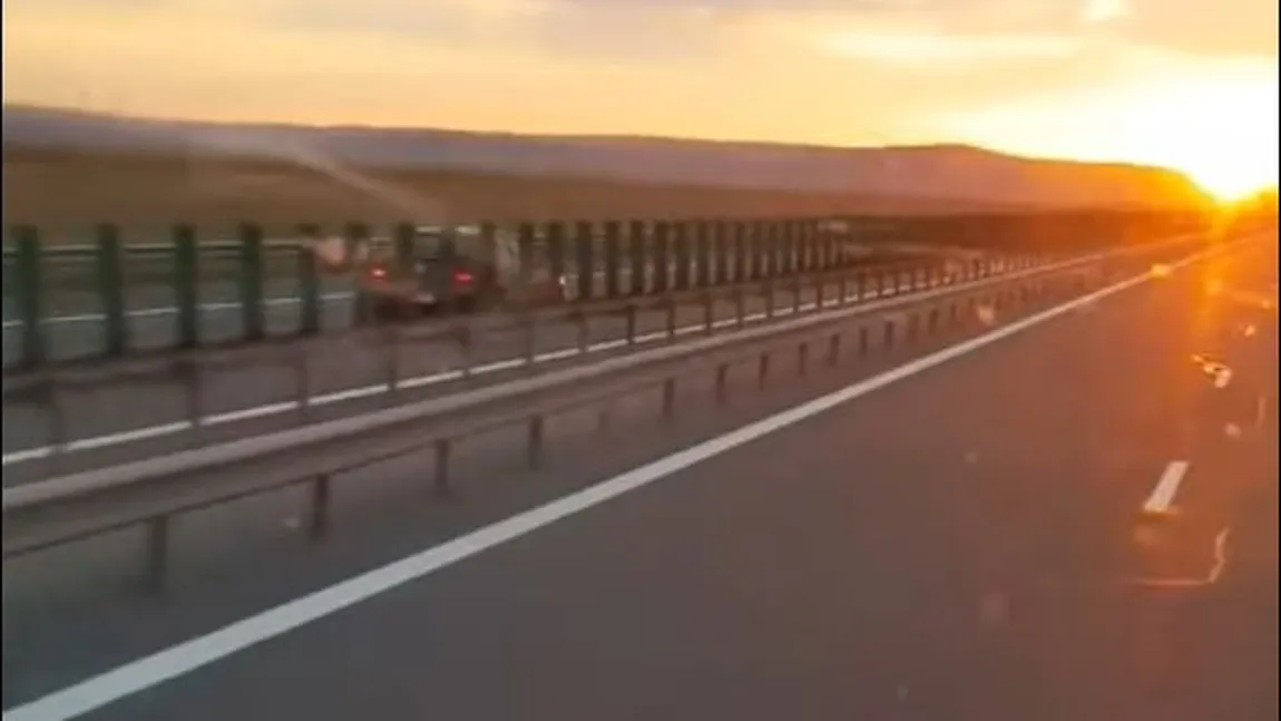 Imagini teribile pe o autostradă din România! Şofer filmat în timp ce mergea pe contrasens VIDEO