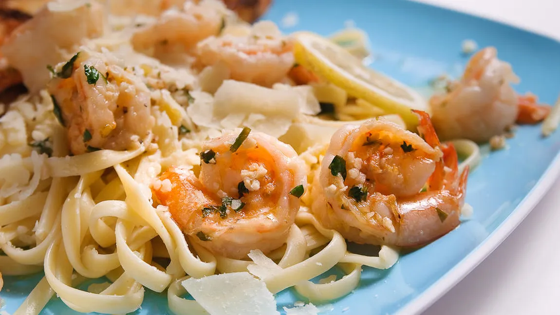 Paste cu creveţi şi gorgonzola