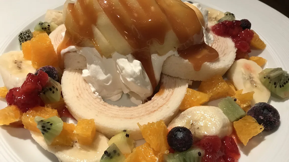 Şarlotă de banane cu pere