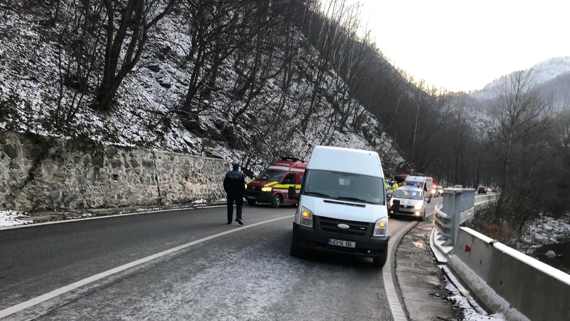 Accident cu şase victime în Valea Jiului