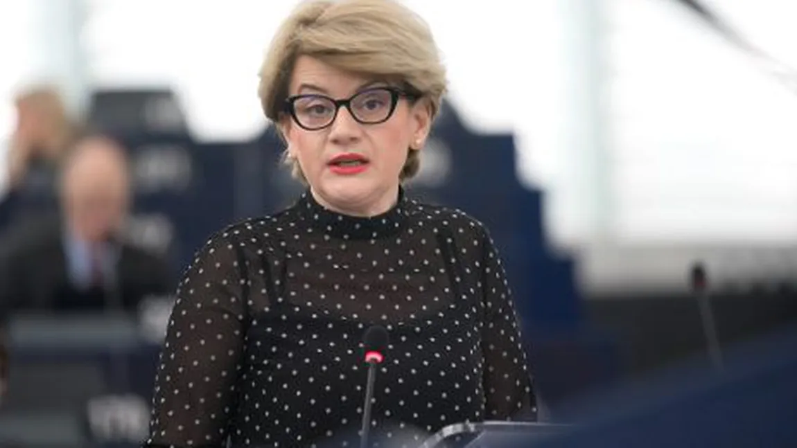 PressOne: Gabriela Ciot, comisarul european de rezervă propus de Viorica Dăncilă, a plagiat un articol ştiinţific în 2012