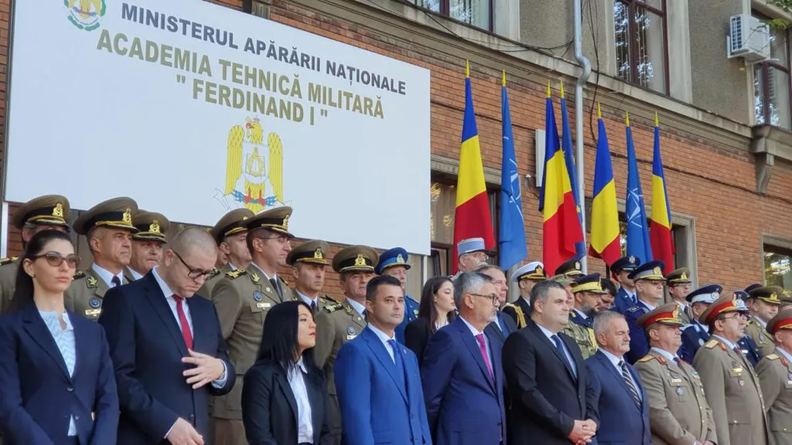 Daniel Florea a anunţat burse pentru 500 de studenţi la deschiderea anului universitar în Sectorul 5