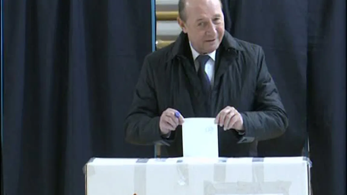 ALEGERI PREZIDENŢIALE 2019, TURUL 2. Traian Băsescu: 