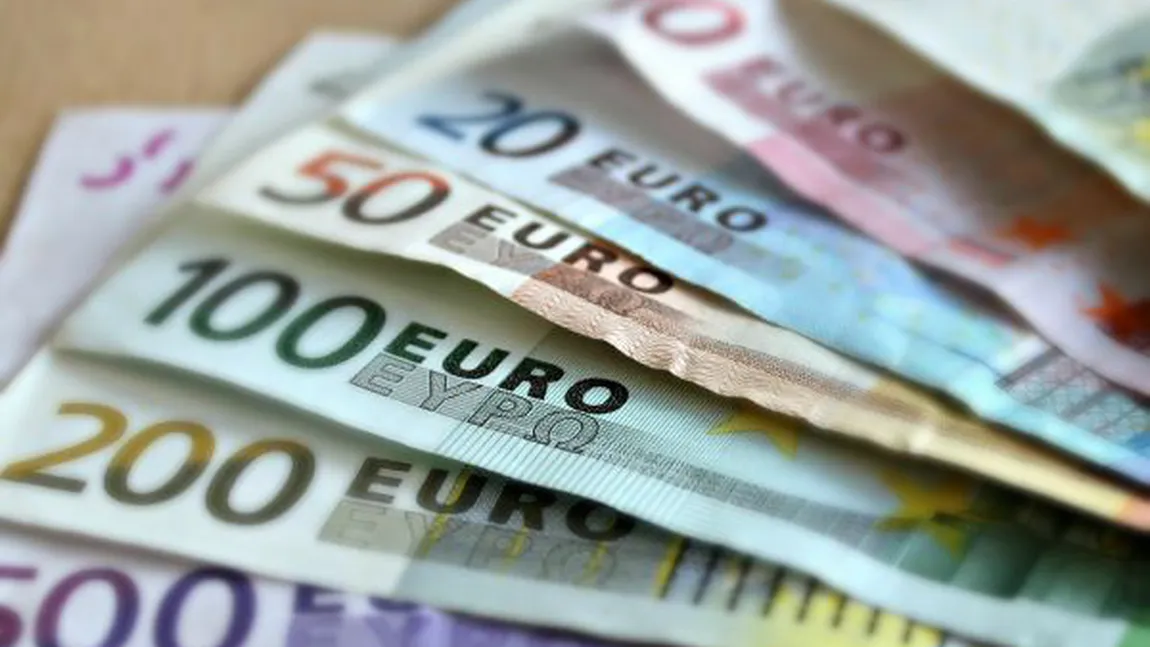 Euro, la un nou MAXIM ISTORIC. Curs valutar BNR 21 noiembrie 2019