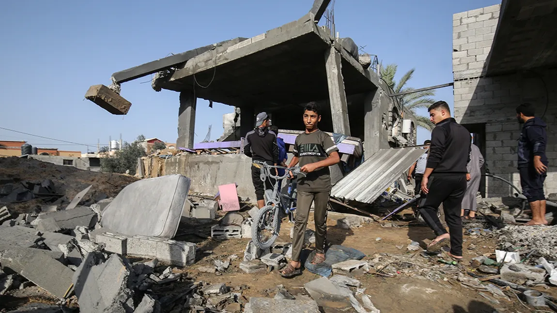Opt membri ai unei familii, ucişi într-un atac în Fâşia Gaza