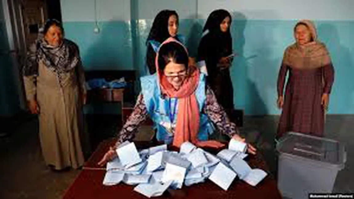 Comisia electorală amână din nou rezultatul alegerilor prezidenţiale